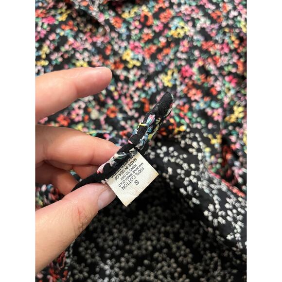 Rare Jill McGowan Black‎ Multicolor Floral Embroidered Blouse Shirt Button Small - Picture 4 of 7